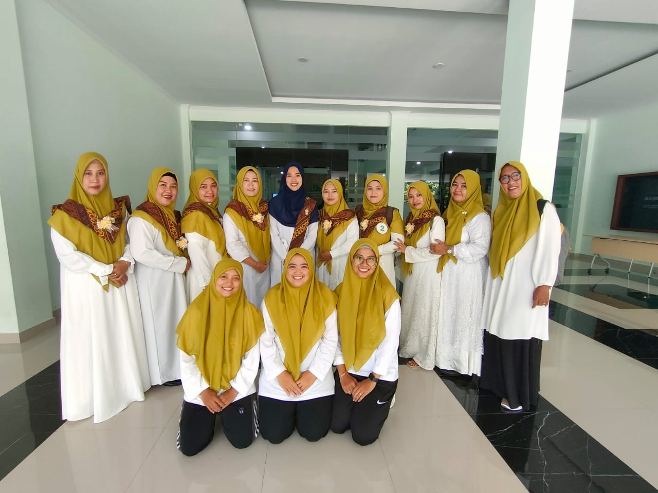 Semarak Hari Santri Bersama DWP UIN KHAS Jember: Wujud Kebersamaan dan Kreativitas Ibu-Ibu Dharma Wanita